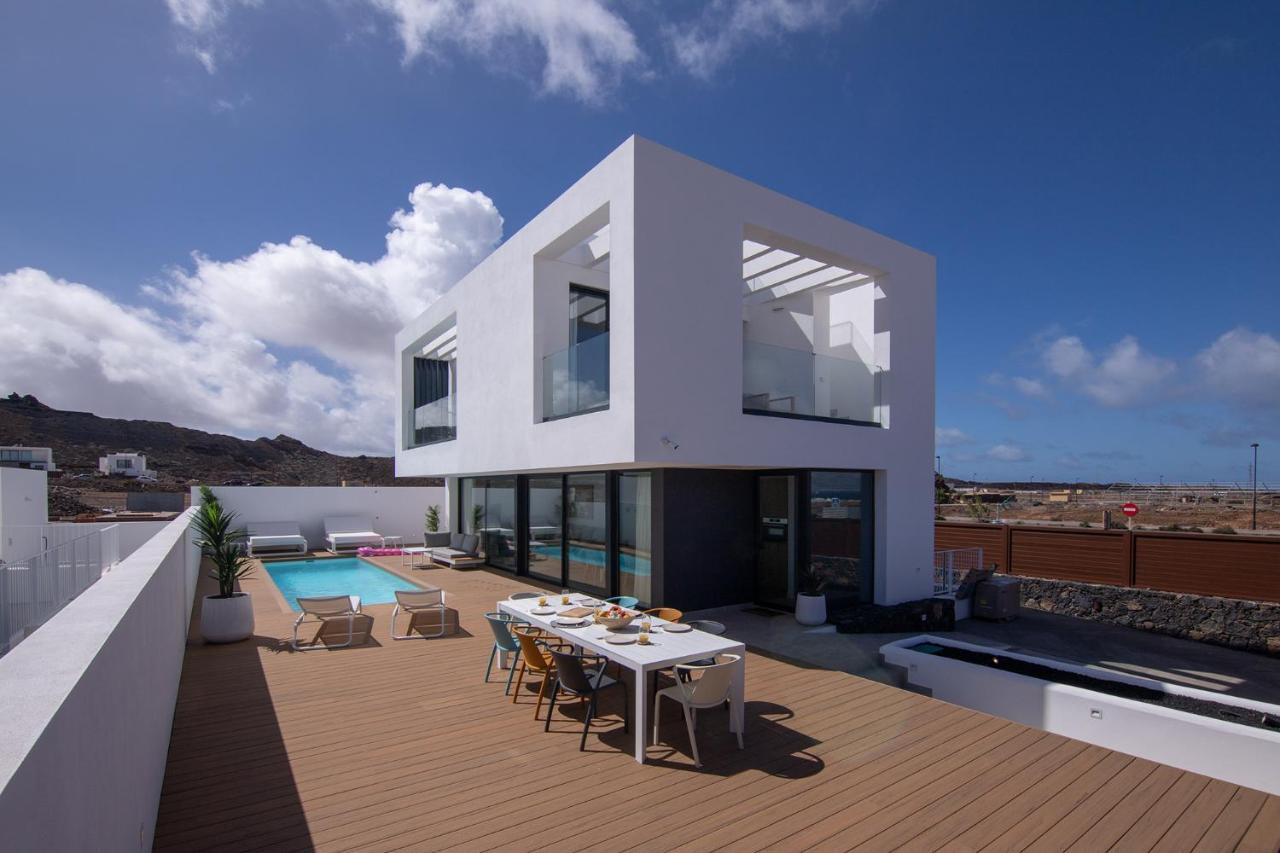 Villa Yolo Luxe Sur Private Pool Corralejo By Holidays Home Exteriör bild